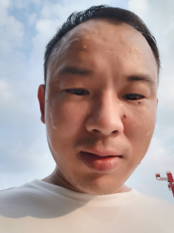 唐老鸭的第一张照片--清远交友中心